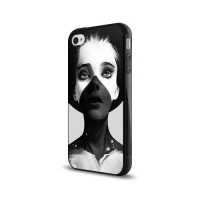 Чехол пластиковый чёрный со вставкой для iPhone 4/4s